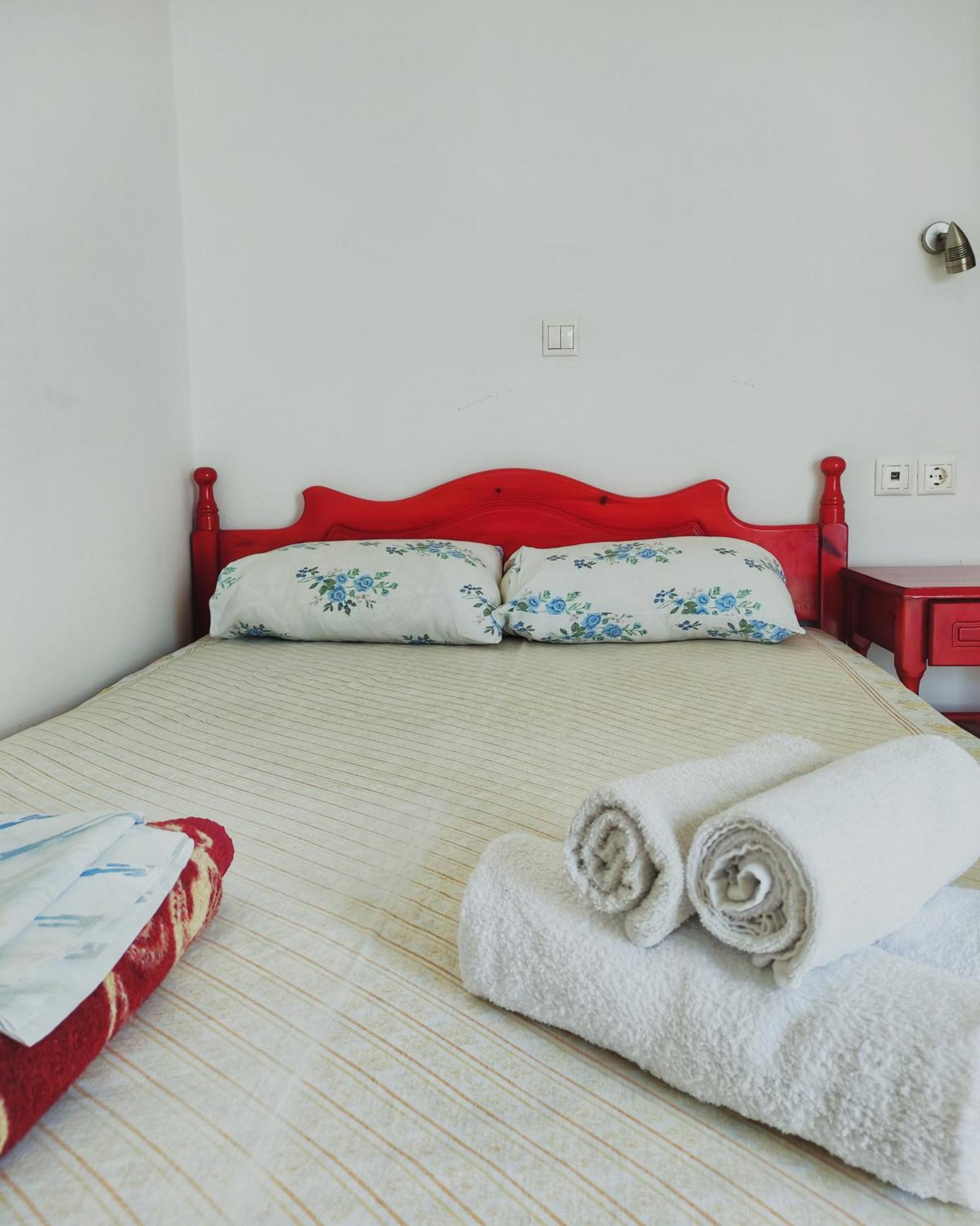 Rena'S Rooms Μελίντα Melinta Екстер'єр фото